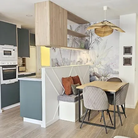 Apartment Brand New Center