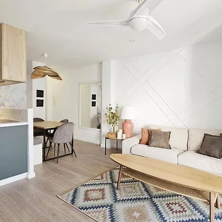 Apartment Brand New Center